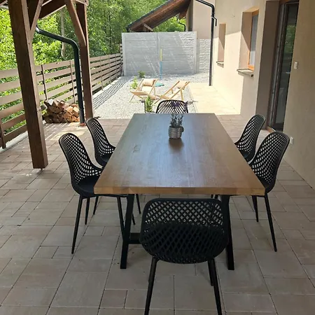 Chalet Pri Potoku 1 *