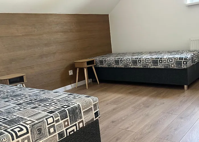 Chalet Pri Potoku 1 *